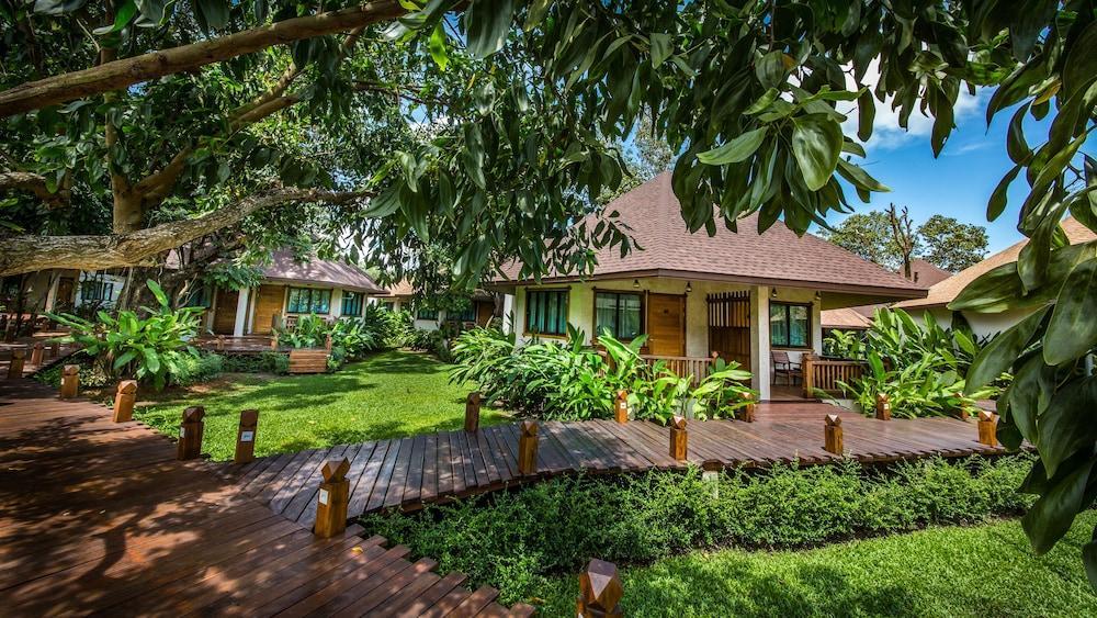 Naiyang Park Resort - Sha Extra Plus Nai Yang Экстерьер фото