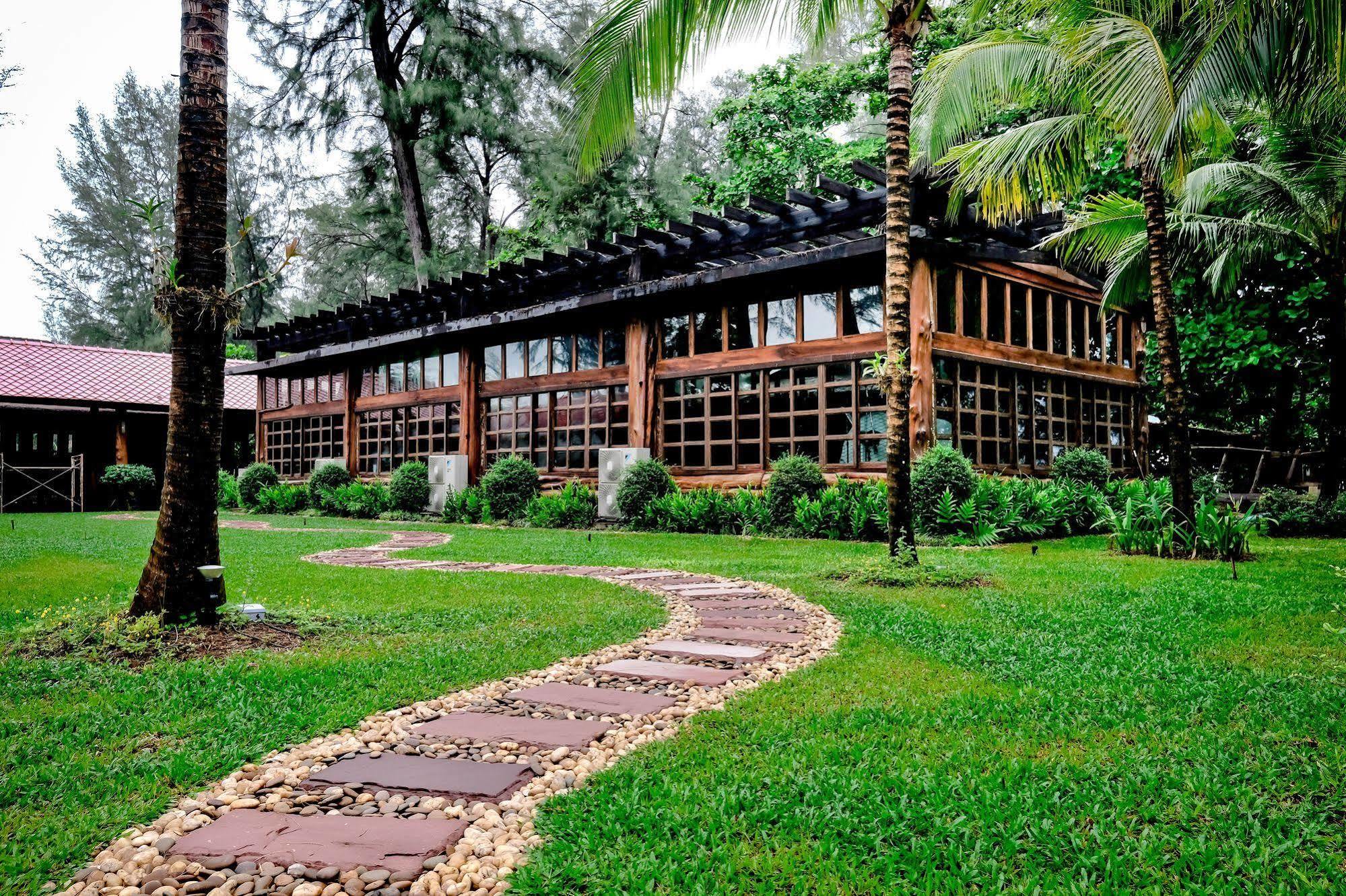 Naiyang Park Resort - Sha Extra Plus Nai Yang Экстерьер фото